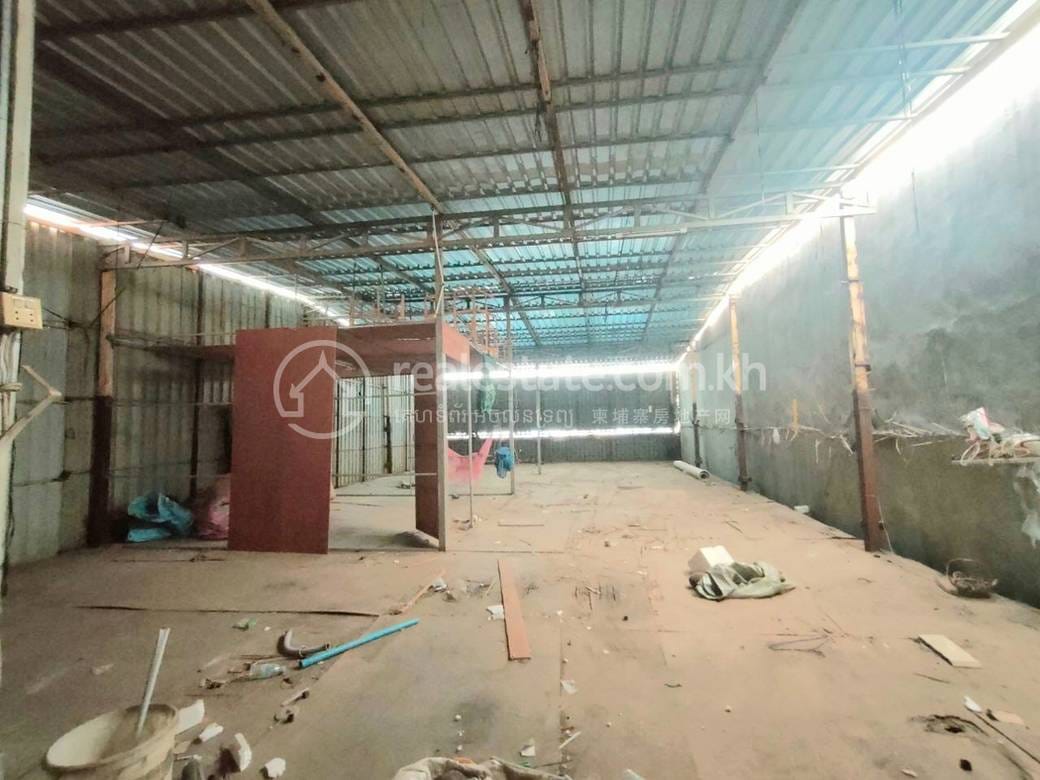 ឃ្លាំង 2 បន្ទប់គេង សំរាប់ជួល ក្នុងតម្លៃ $3,000
