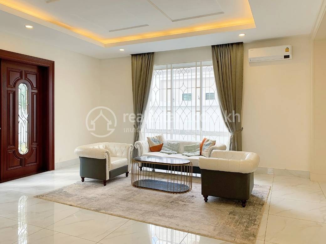 Chbar Ampov Villa For Sale & Rent à Chbar Ampov