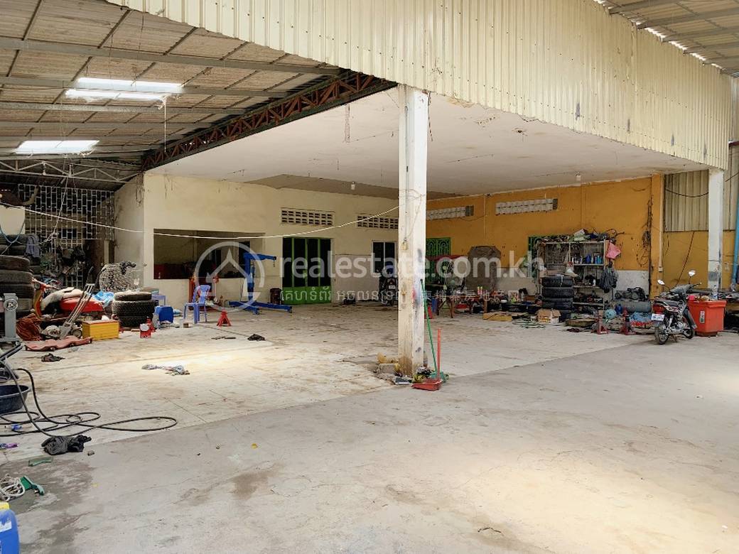 Por Sen CheyLot出售，价格$800,000