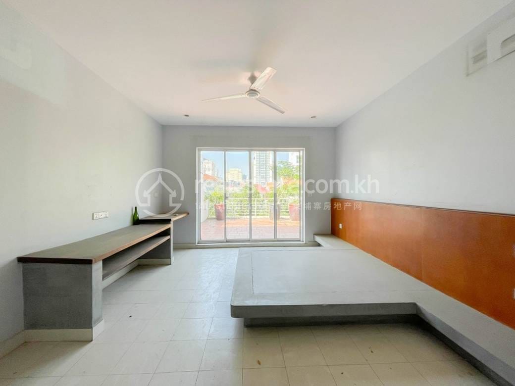 Hotel For Rent in Boeng Keng Kang $8,000