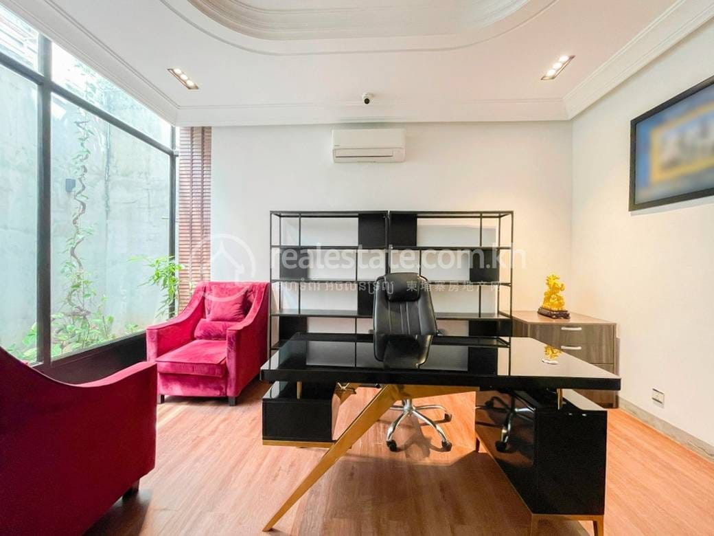 Villa For Rent in BKK 1, Boeng Keng Kang, Phnom Penh