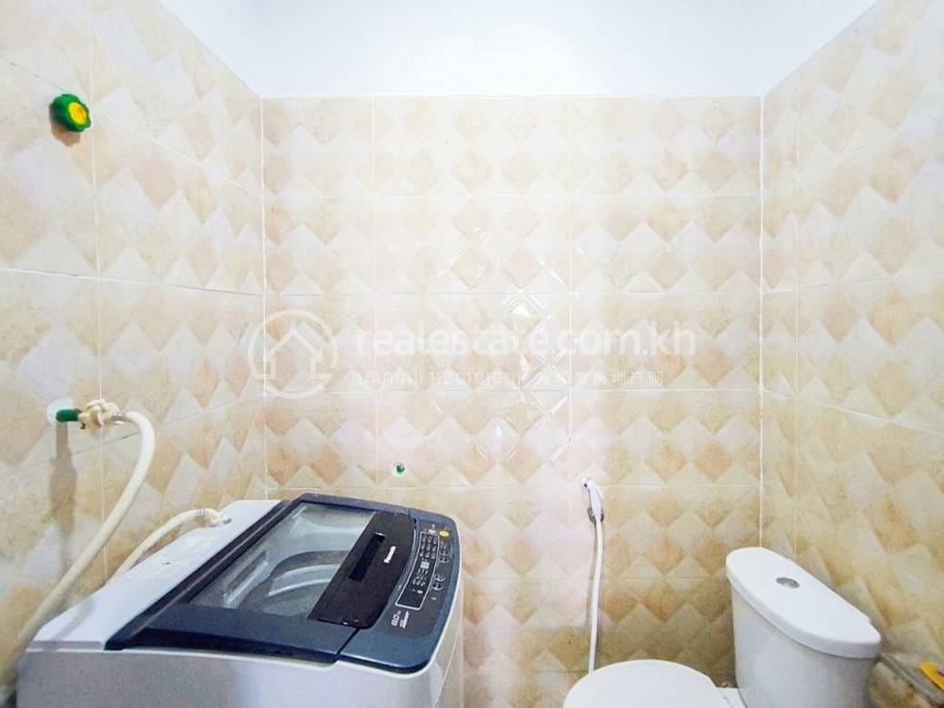 Chamkarmon Serviced Apartment For Rent in Chamkarmon