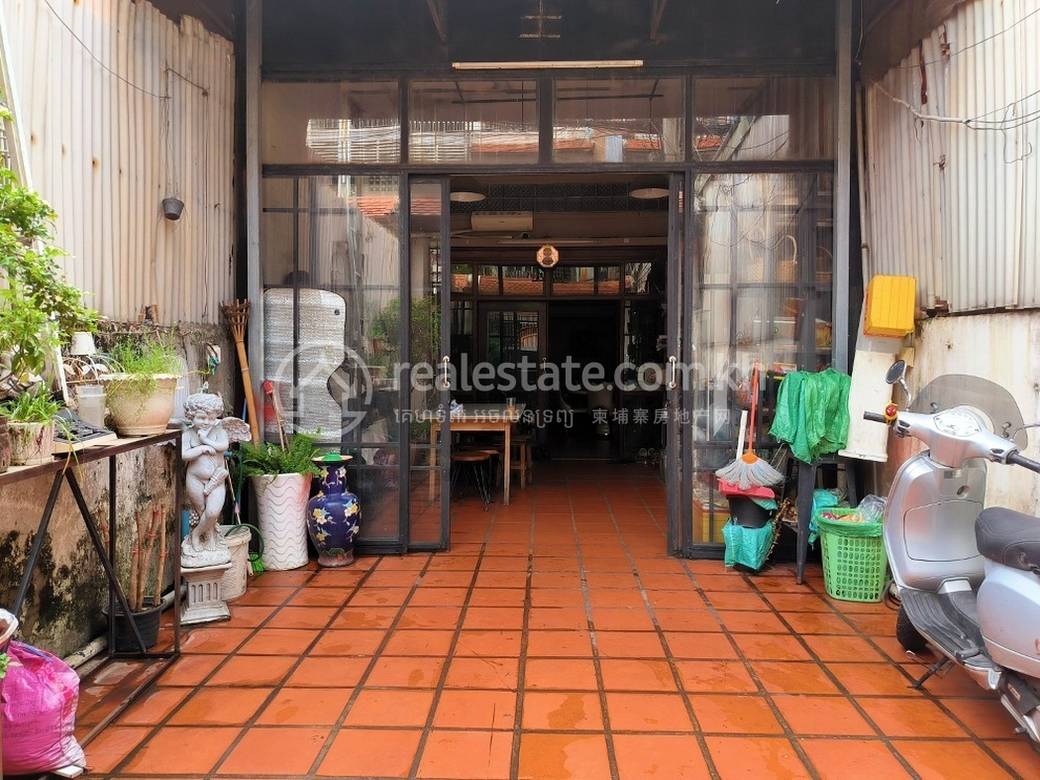 已装修CommercialShophouse出售
