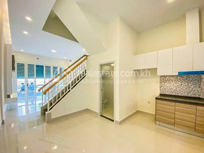 Borey Peng Huoth: The Star Platinum Eco Sunrise