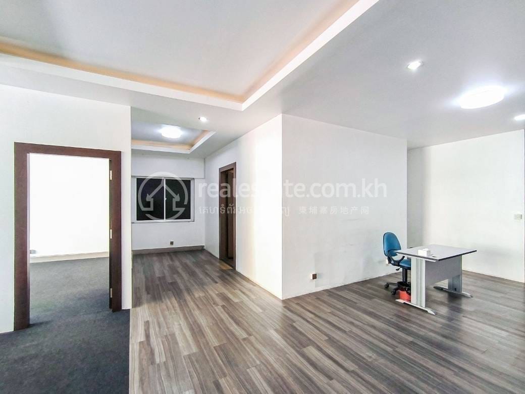 Chamkarmon에 있는 사무물업 임대 $1,500