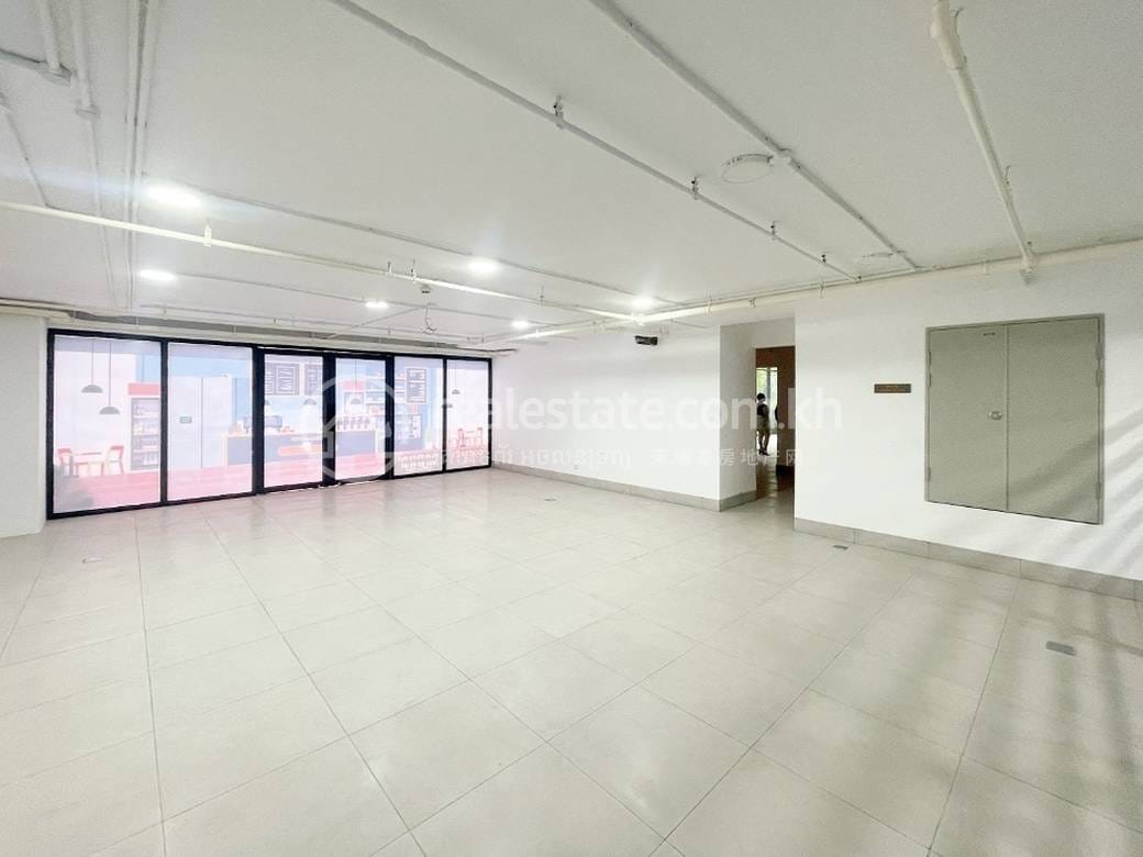 Tonle Bassac Retail For Rent in Tonle Bassac