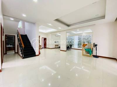 Tonle Bassac, Chamkarmon, Phnom Penh