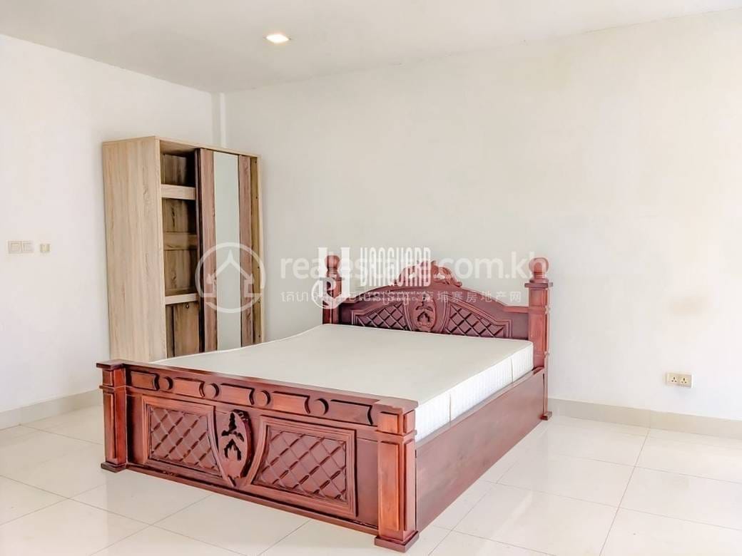 Sen Sok Villa For Rent in Sen Sok