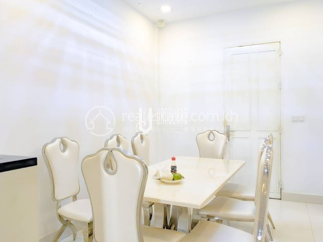 Phnom Penh Thmey Villa For Rent in Phnom Penh Thmey