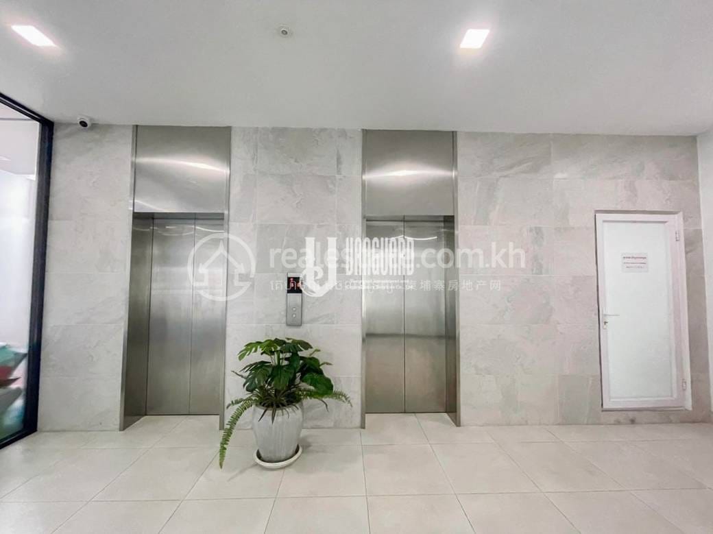 84 sqm Land Size Offices For Rent for $924