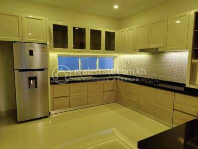 Villa For Sale in Chbar Ampov $840,000