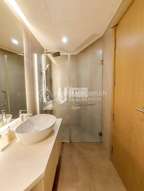 Tonle Bassac Condo For Sale in Tonle Bassac