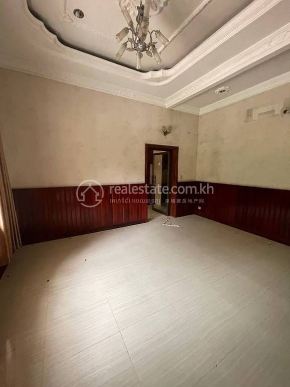 Chamkarmon别墅出租，价格$5,000