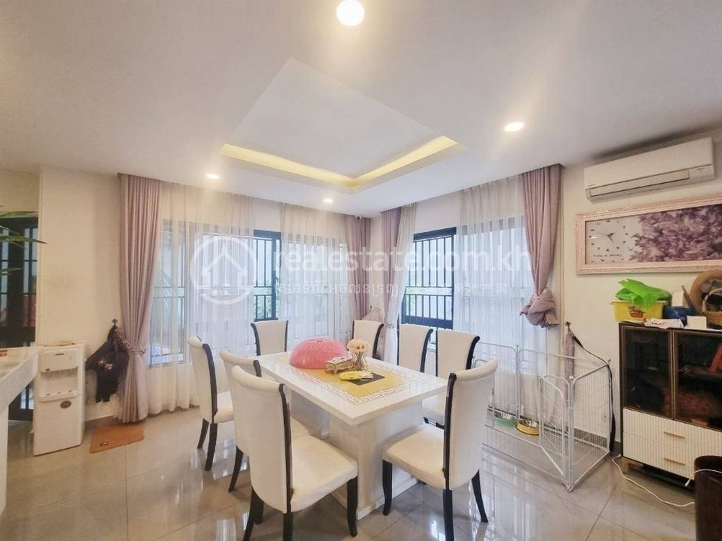 Russey Keo វីឡា សំរាប់លក់ នៅRussey Keo