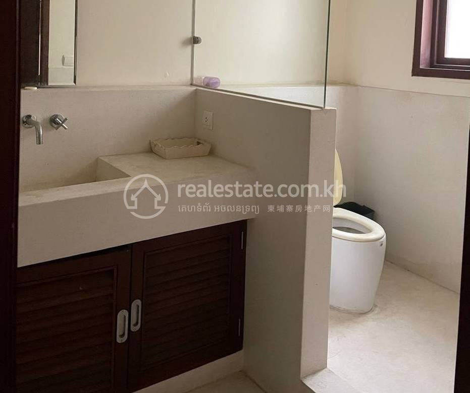Flat House K pronájmu in Toul Svay Prey 1, Boeng Keng Kang, Phnom Penh