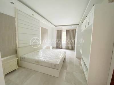  , Tonle Bassac, Chamkarmon, プノンペン
