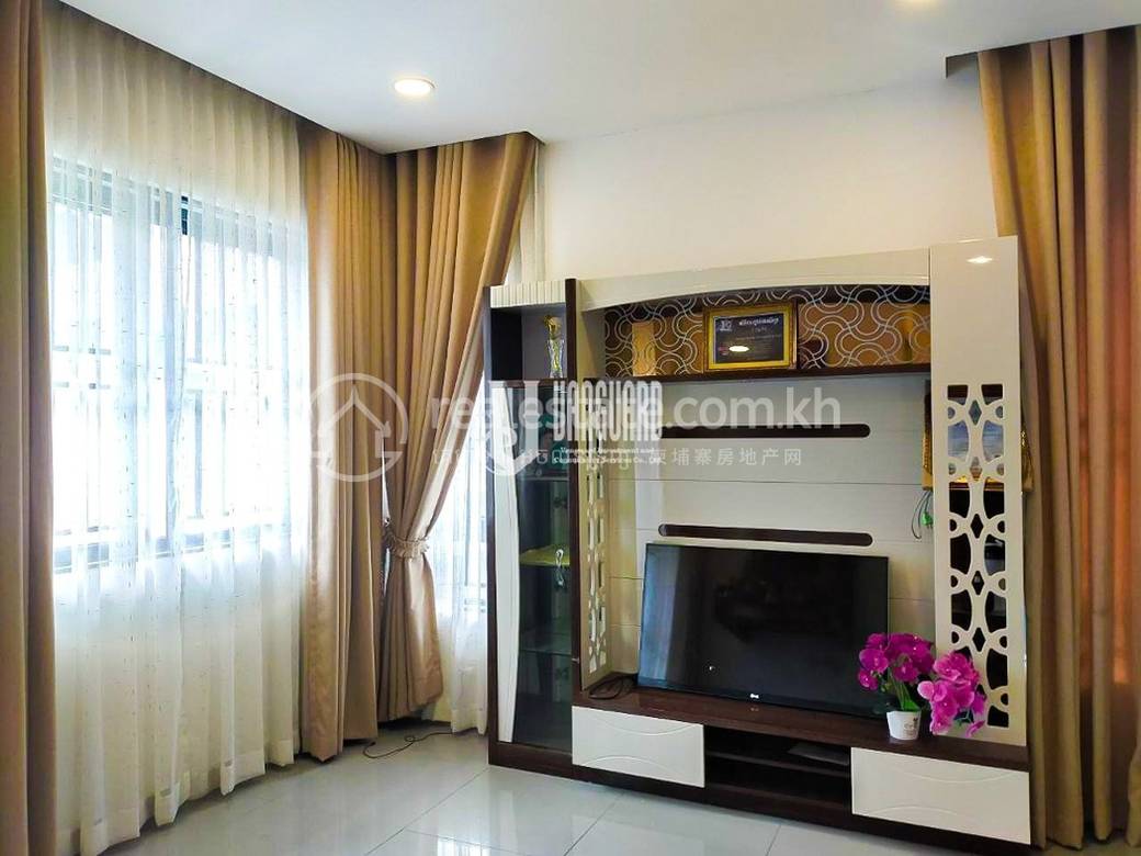 Twin Villa For Sale & Rent with 2 Parking Space