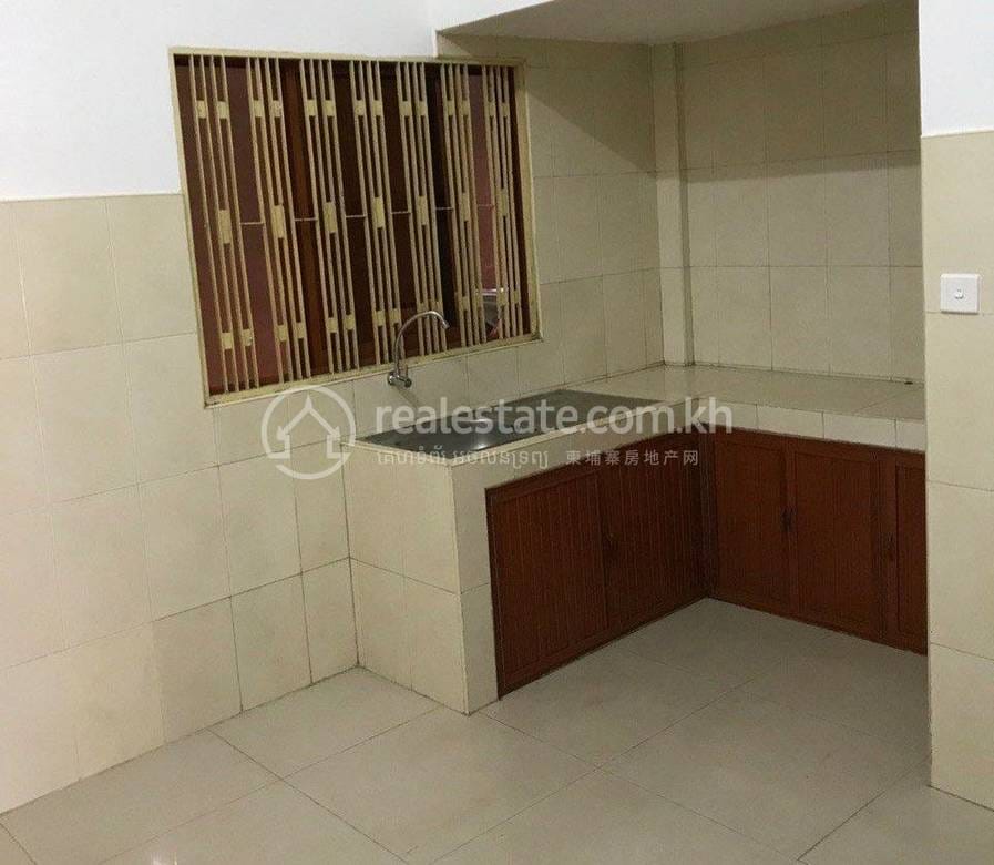 Flat House K pronájmu in Boeng Keng Kang $700
