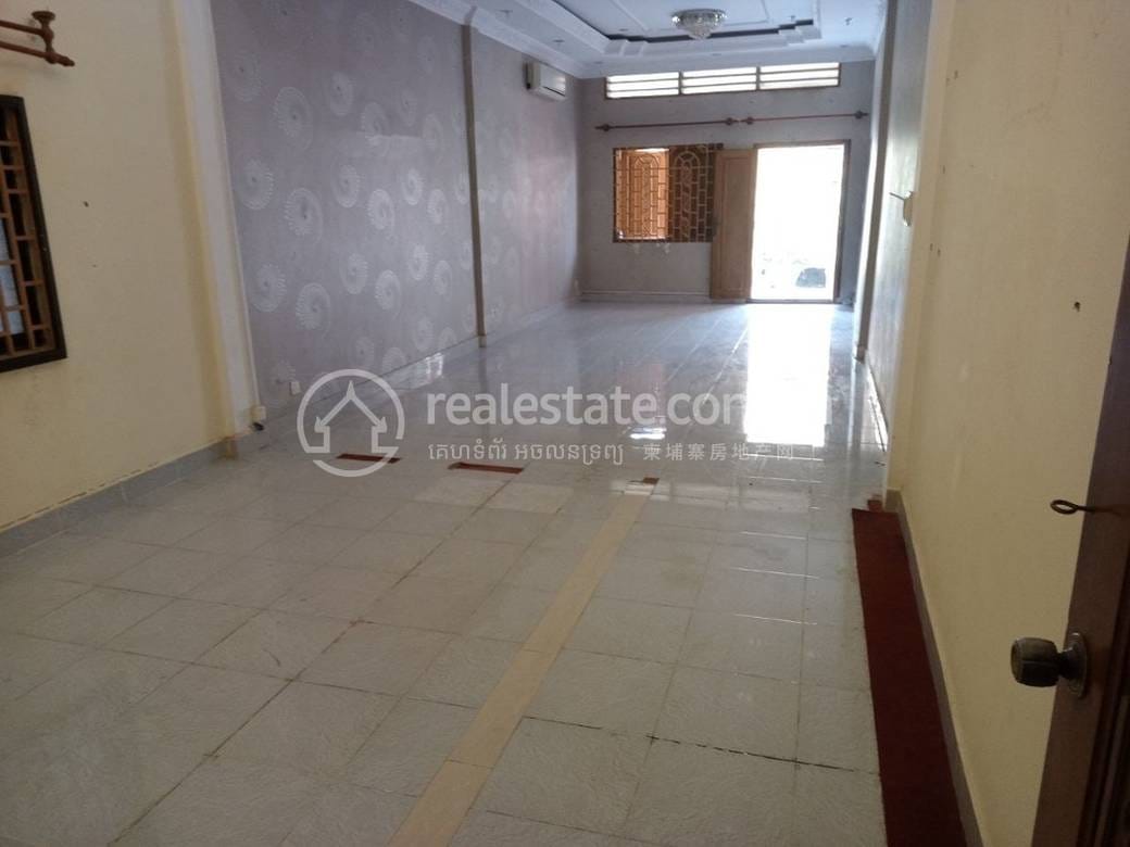 Flat House Na prodej with 2 Parking Space