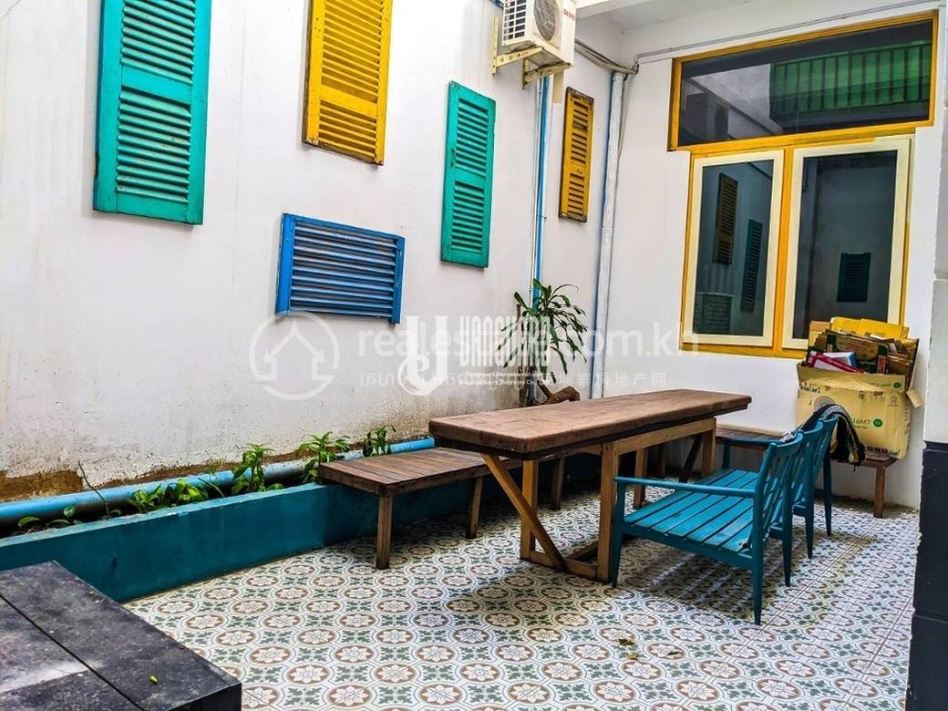 Daun Penhのレストラン賃貸物件 $1,000