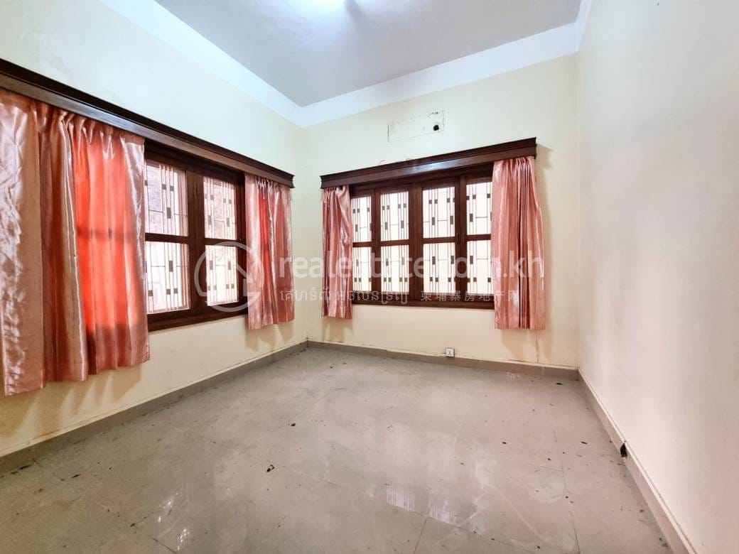 Villa À louer à Boeng Keng Kang $5,000