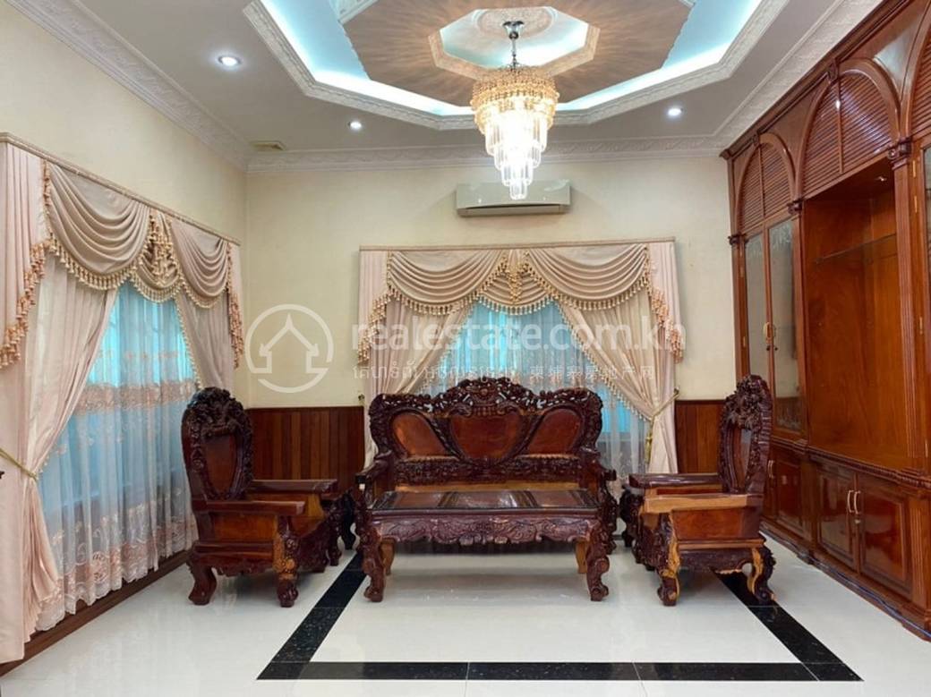 Vila K pronájmu in Boeung Kak 2, Toul Kork, Phnom Penh