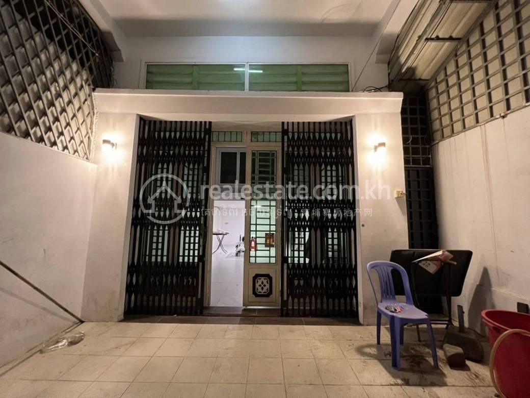 Shophouse K pronájmu in Tuek L'ak 3, Toul Kork, Phnom Penh