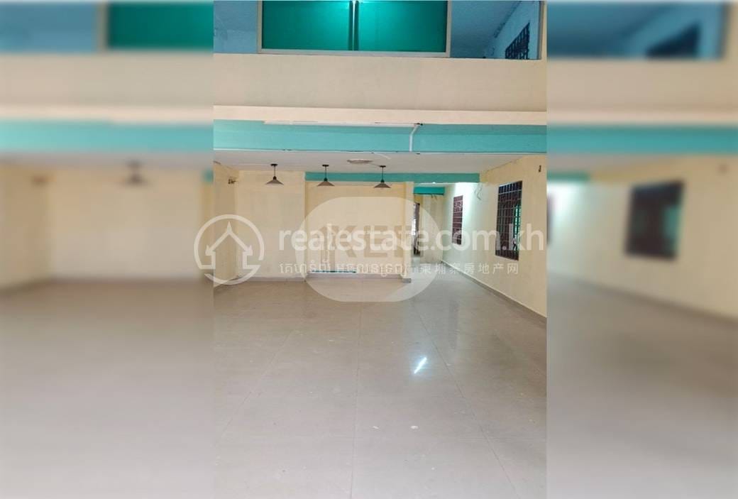 ផ្ទះល្វែង សំរាប់លក់ នៅPor Sen Chey តម្លៃ $150,000