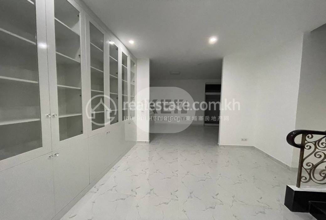 Preaek Ta Sek双子别墅For Sale & Rent，位于Preaek Ta Sek