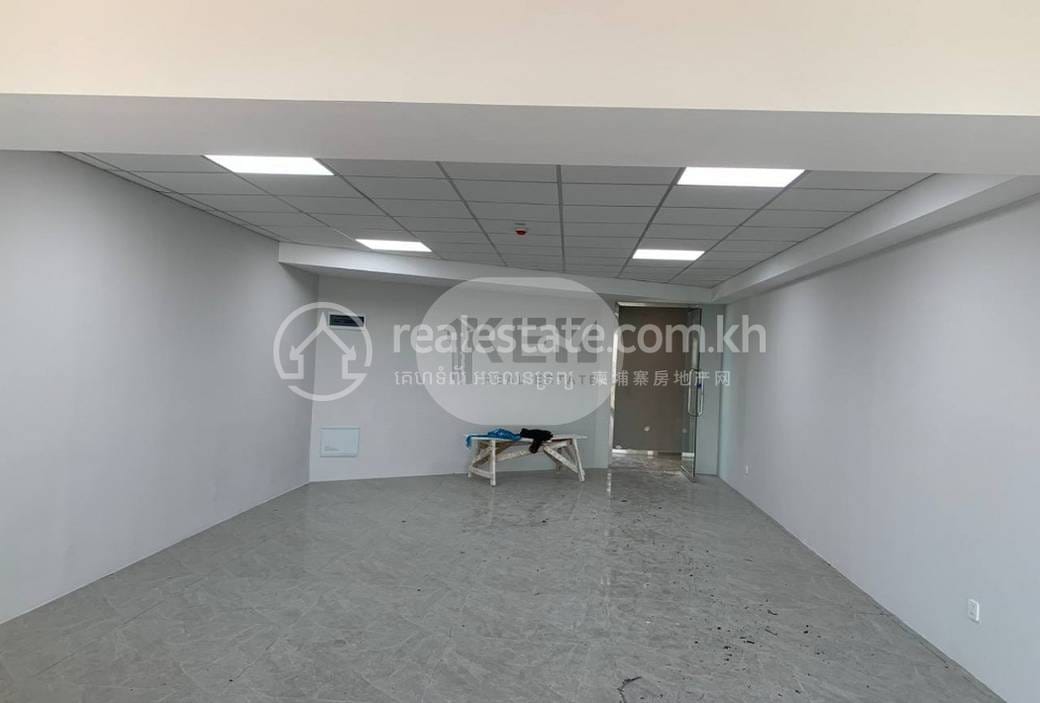 Toul Kork에 있는 사무물업 임대 $600