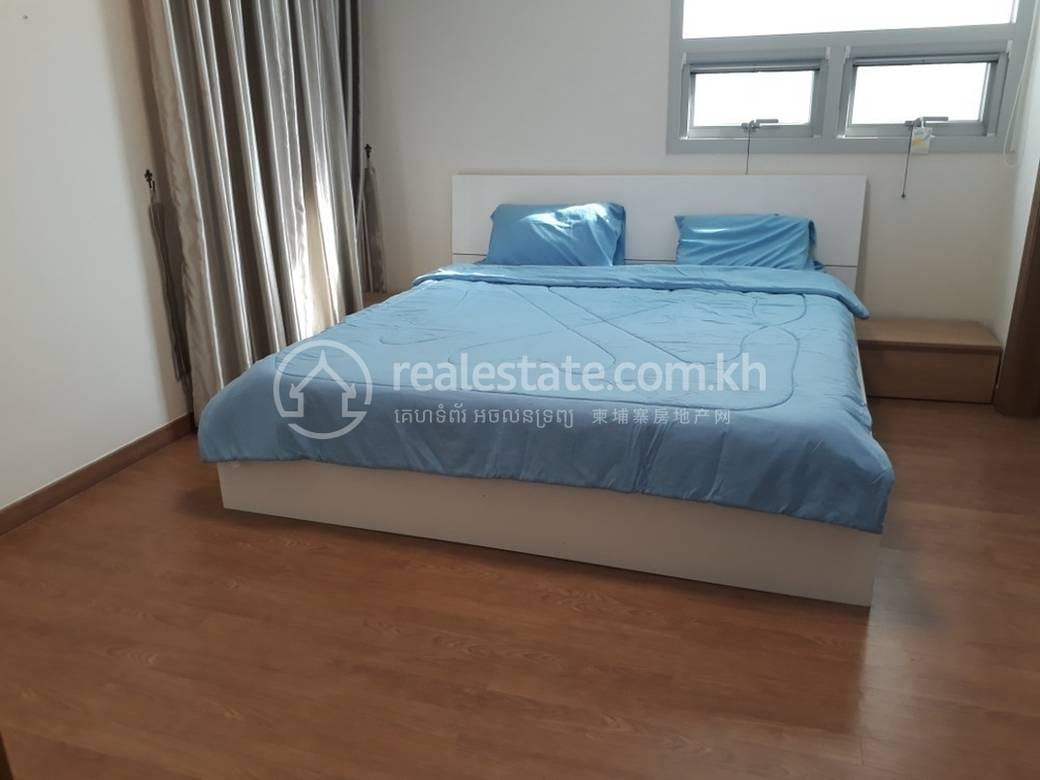De Castle Royal Condominium | Кондоминиум Для Продажи in Boeng Keng Kang $115,000