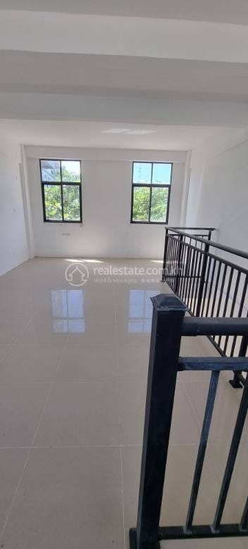 Kaoh Thum Budynek For Sale & Rent w Kaoh Thum
