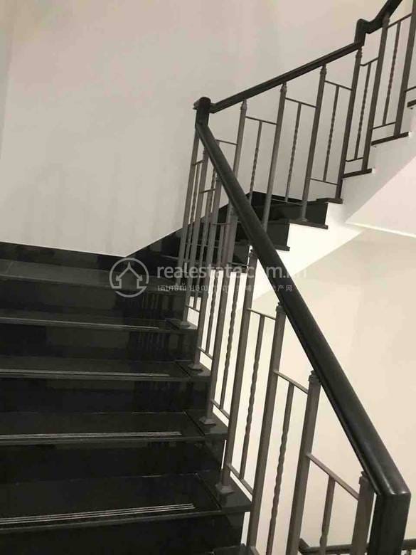 Preaek Lieb Shophouse For Sale & Rent in Preaek Lieb