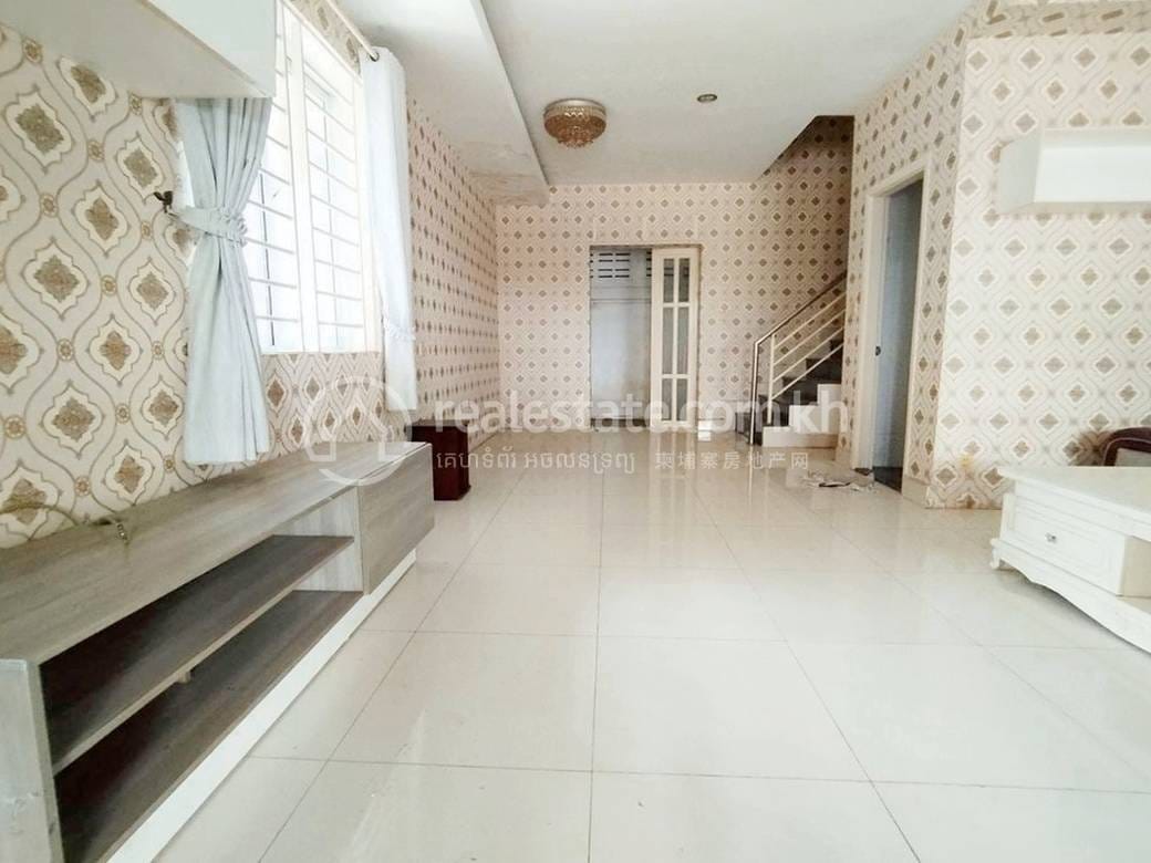 Borey Peng Huoth: The Star Platinum Mercurean I | Link House For Sale in Chbar Ampov $150,000