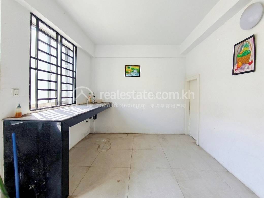 Boeng Keng Kang Maison-boutique À louer à Boeng Keng Kang