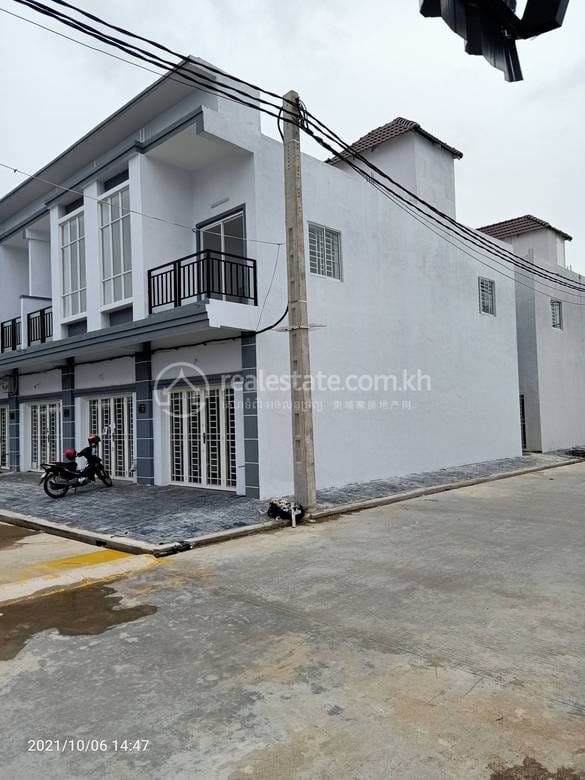 House and lot Na prodej in Por Sen Chey $75,000