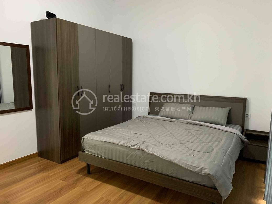 2 Bedrooms Кондоминиум For Sale & Rent for $320,000
