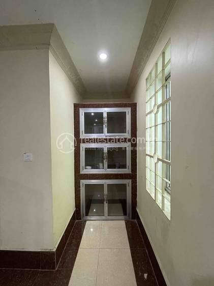 Villa For Sale in Boeung Tumpun 1, Meanchey, Phnom Penh