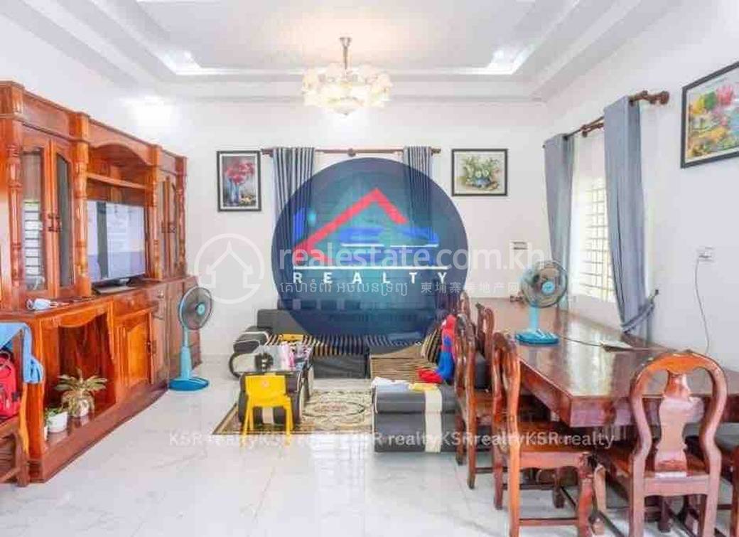 House and lot สำหรับขาย พร้อมที่จอดรถ 2 คัน