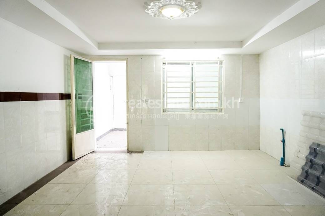 Flat House K pronájmu in Meanchey $600