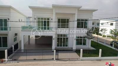residential Villa for sale dans Snaor ID 234998