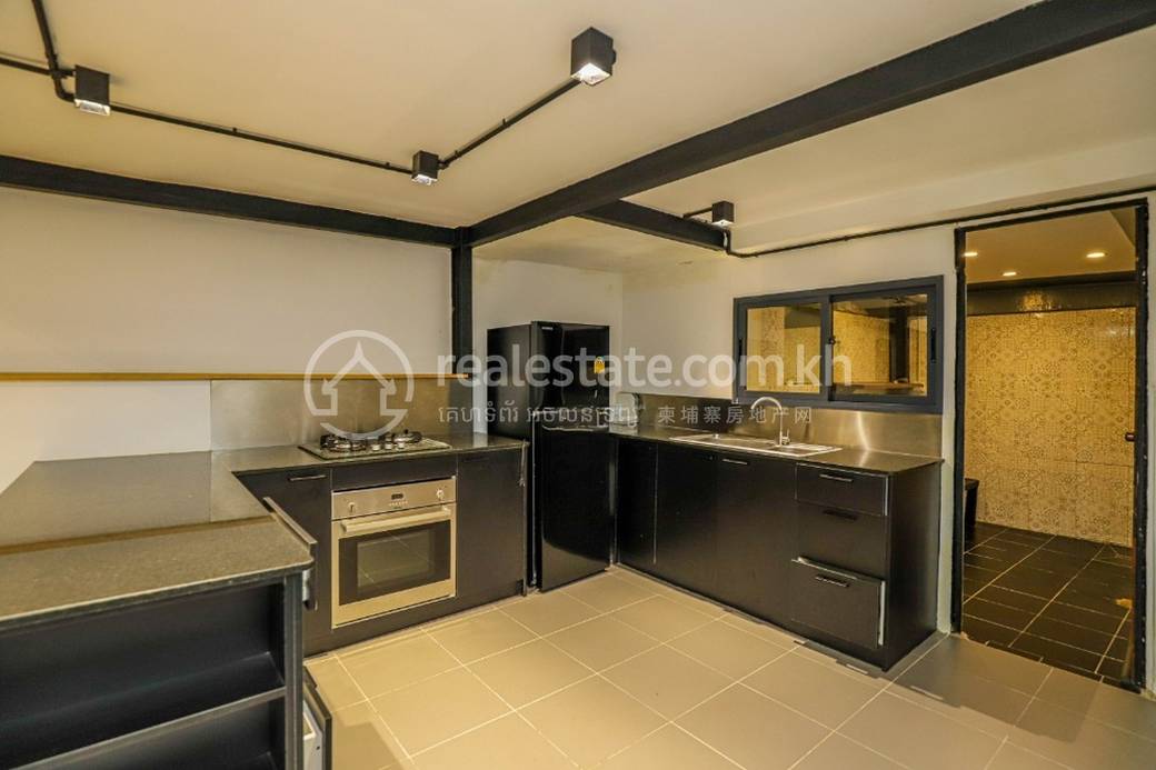 House and lot K pronájmu in Chamkarmon $700