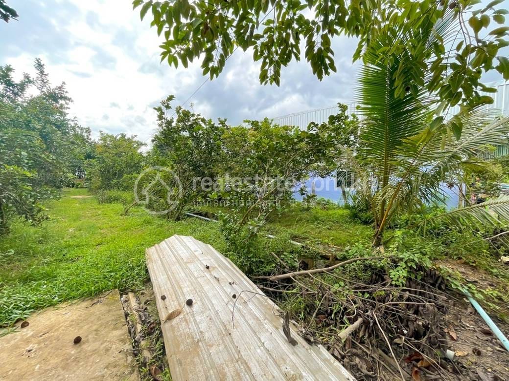 ที่ดิน สำหรับขาย ใน Kien Svay $440,000