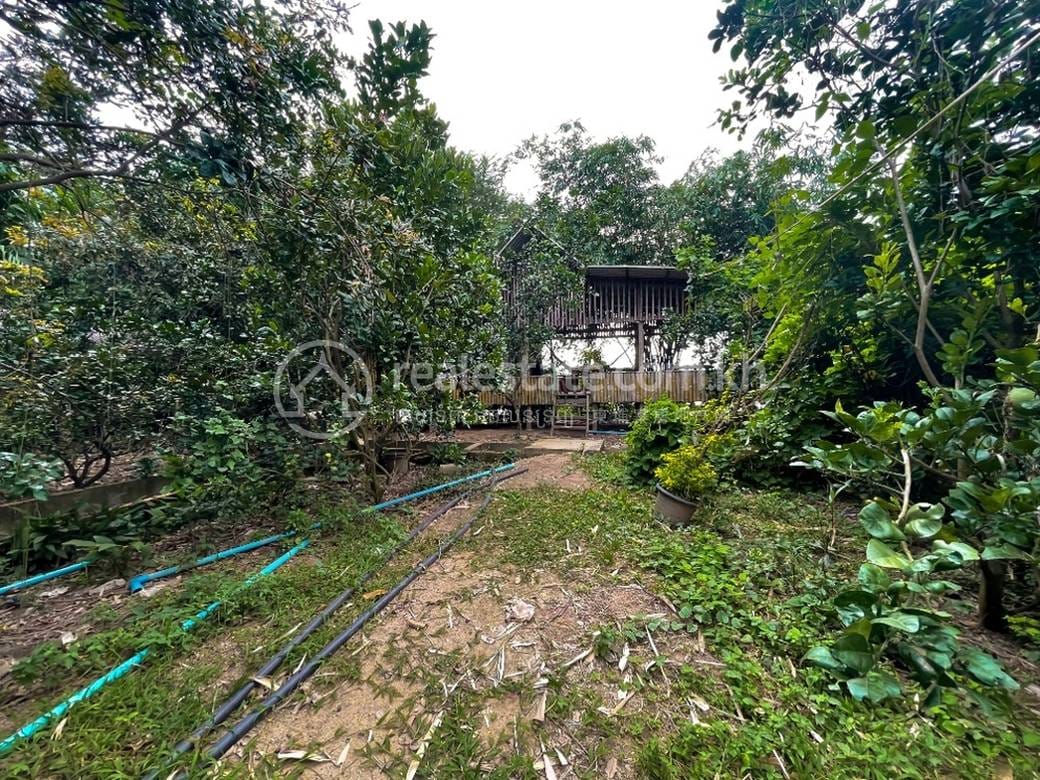 ที่ดิน สำหรับขาย ขนาดที่ดิน 1,600 ตร.ม. ราคา $440,000