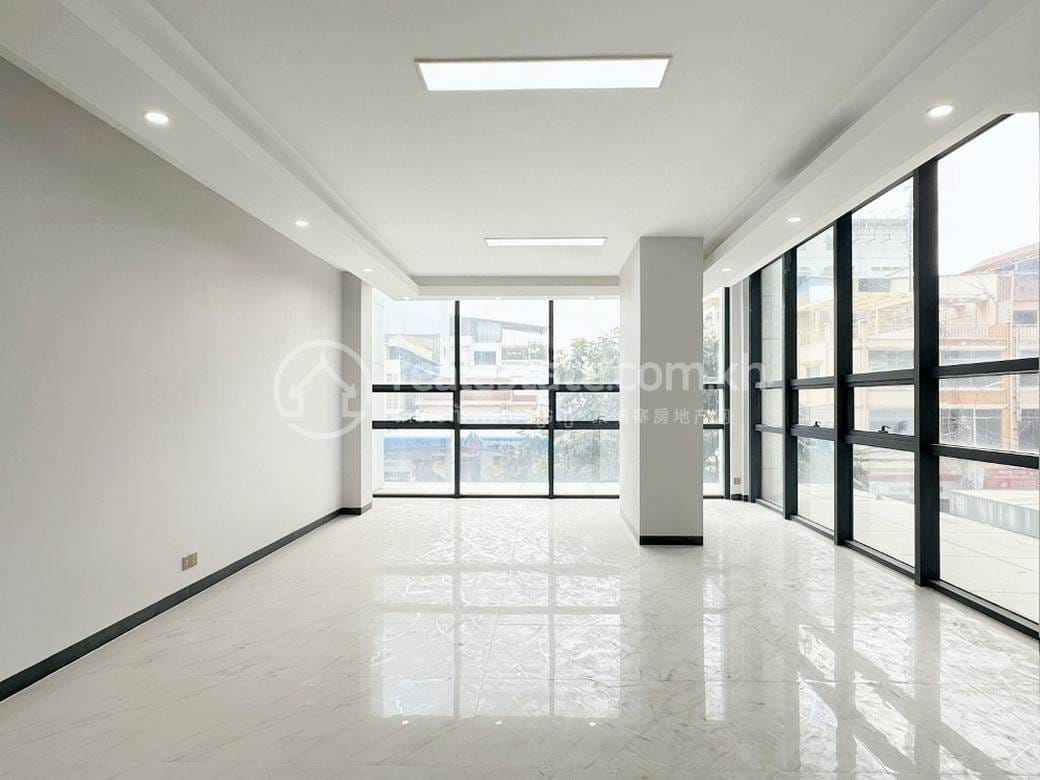 7 Makara店屋出售，价格$1,300,000