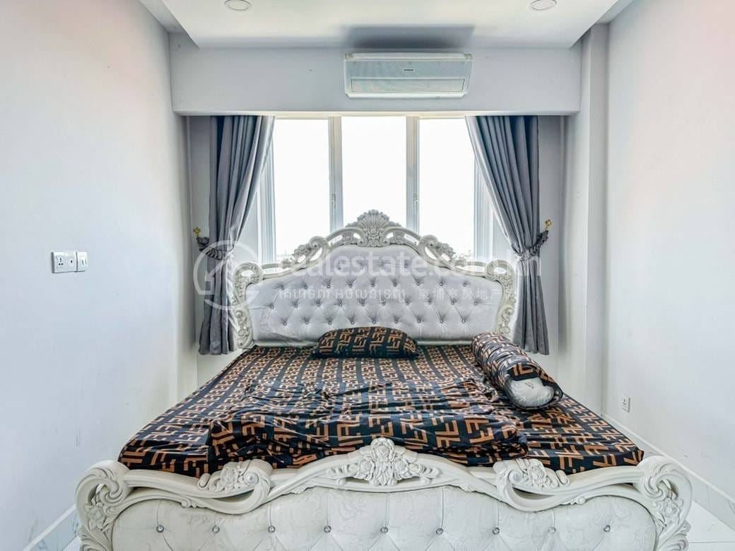 Vista Condominium | Condo Meublé For Sale & Rent