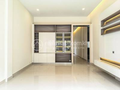 Borey Peng Huoth: The Star Platinum Eco Sunrise
