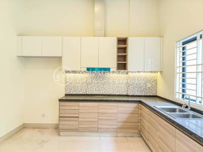 Borey Peng Huoth: The Star Platinum Eco Sunrise