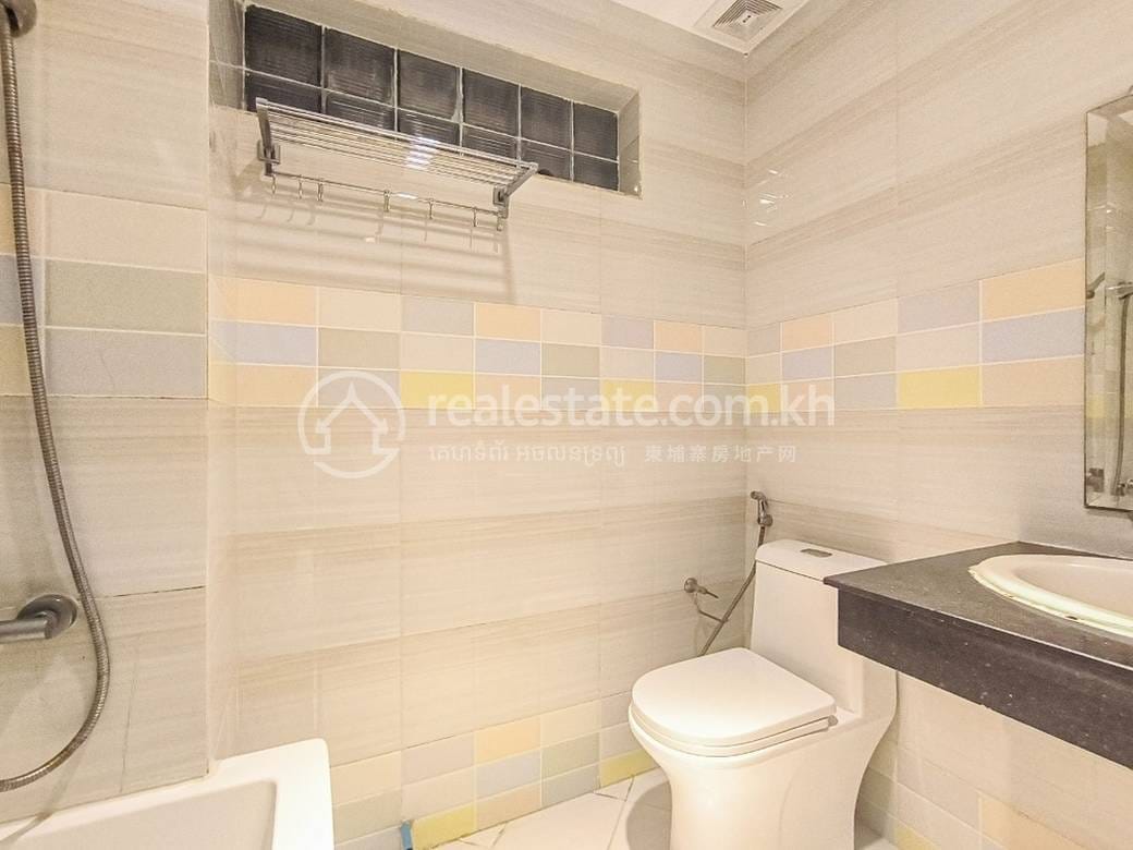 Serviced Apartment For Rent in Srah Chak, Daun Penh, Phnom Penh