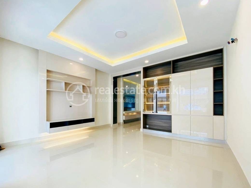 Borey Peng Huoth: The Star Platinum Eco Delta | Maison en rangée À vendre à Chbar Ampov $235,000